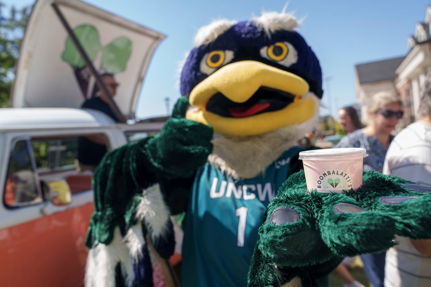 Sammy C. Hawk offers Boombalatti's thumbs up.