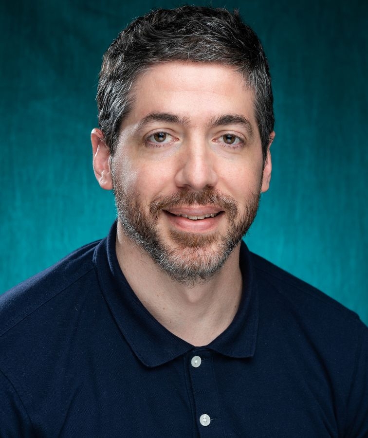 Gregory R Emma