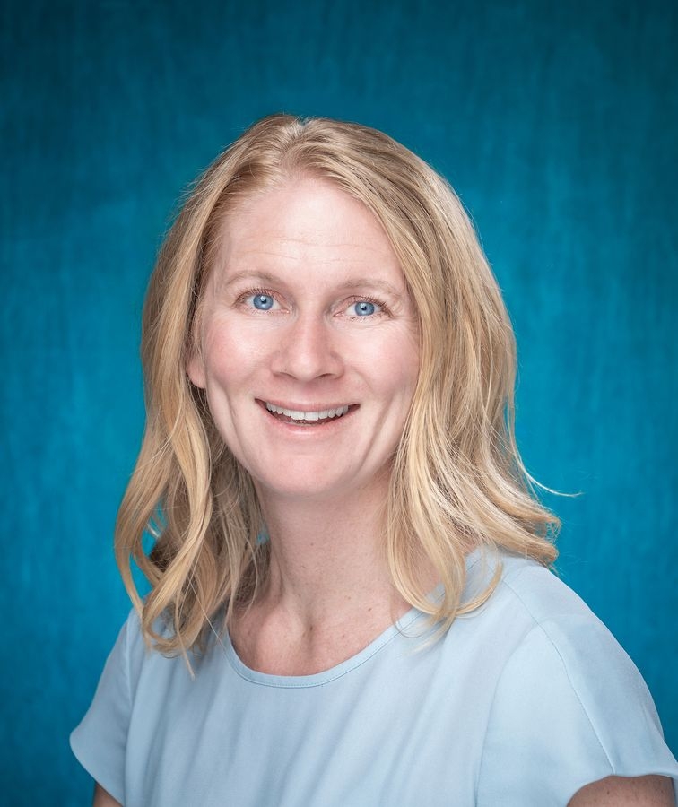 Lauren E. Thompson