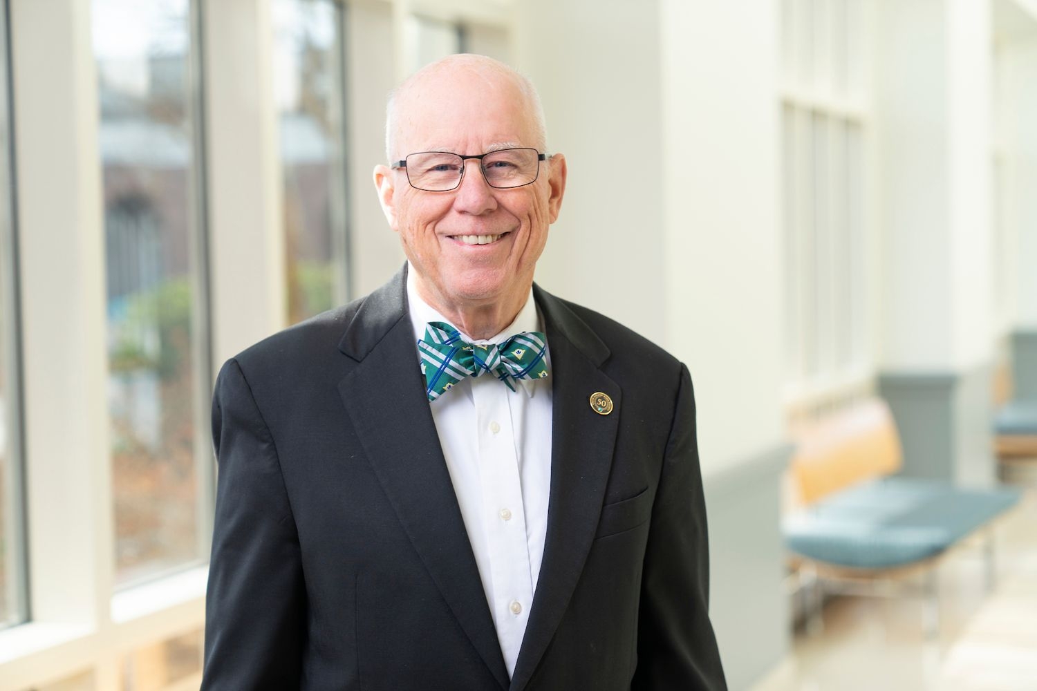 Ed Sundy ’73 Named Distinguished Alumnus of the Year