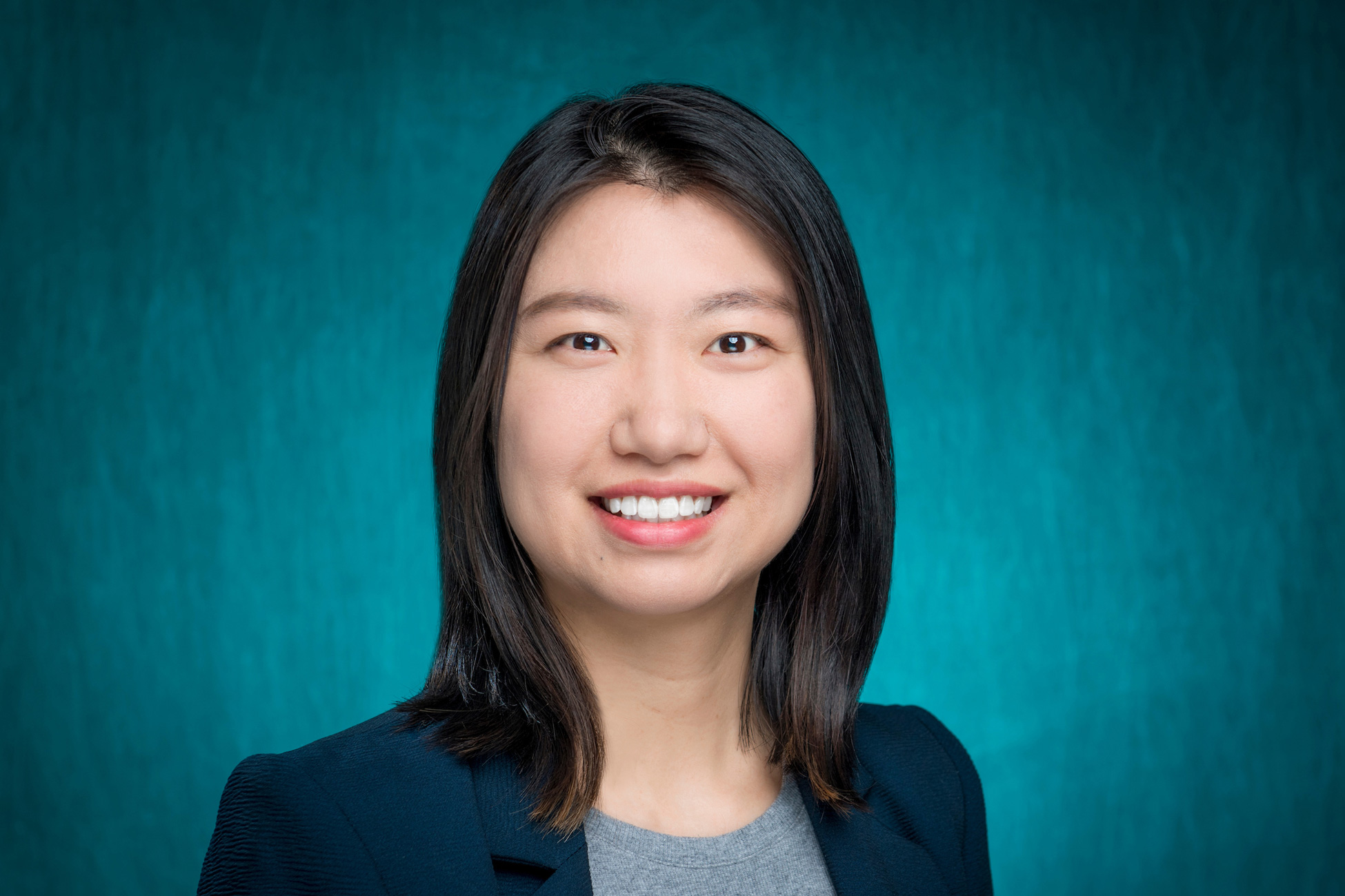 Associate Professor Yiyi Yang